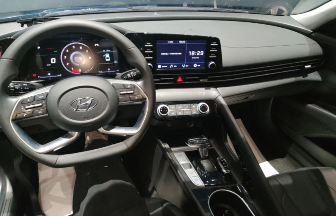 Hyundai Elantra 1.5L CVT GLX Elite Edition