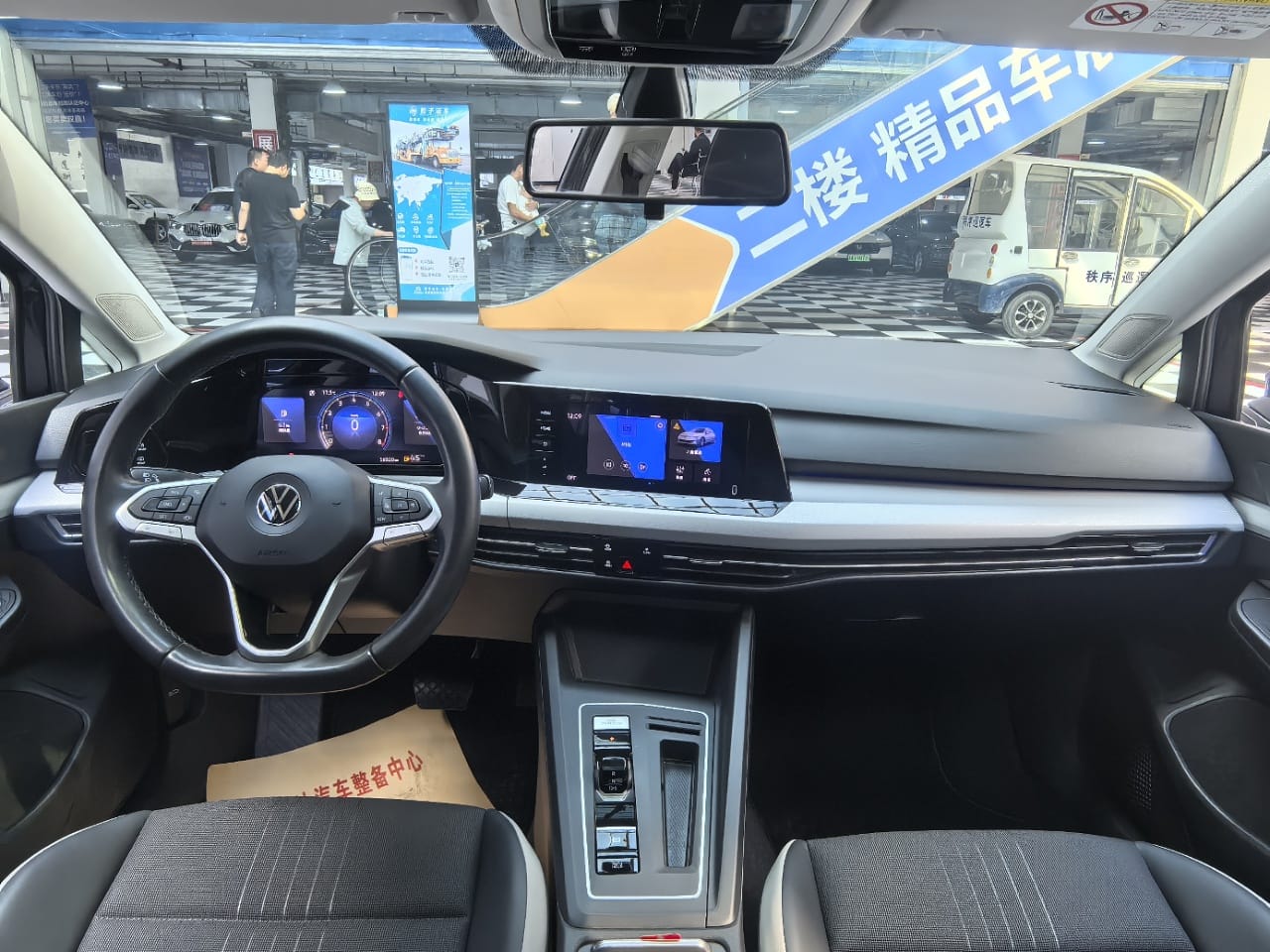 Volkswagen Golf 280TSI DSG Pro