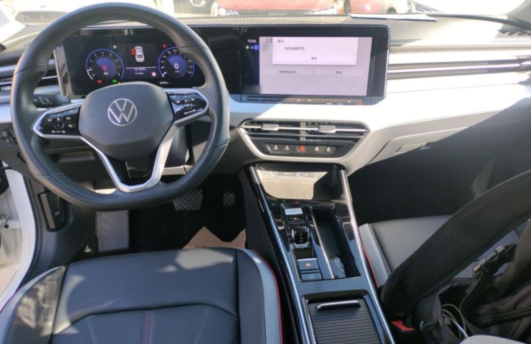 Volkswagen Lamando L 280TSI DSG Cool Hot Version