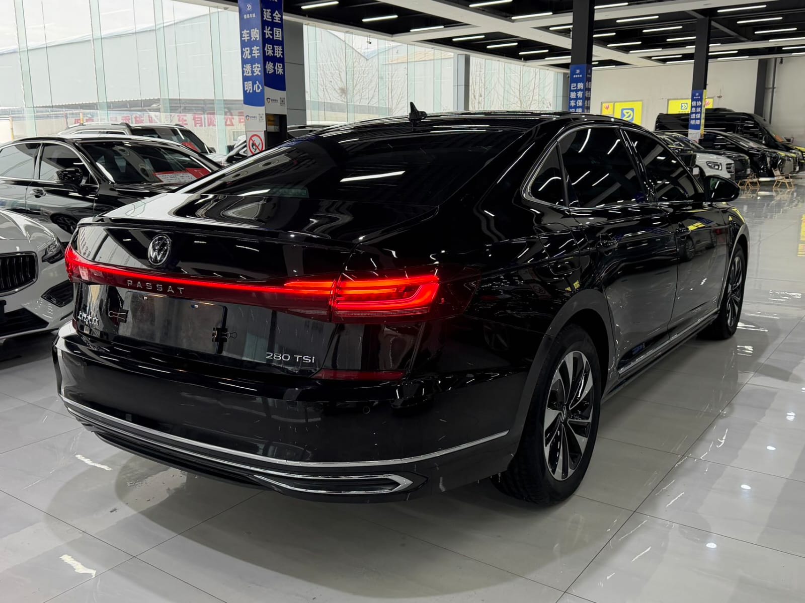 Volkswagen Passat 280TSI Elite Edition