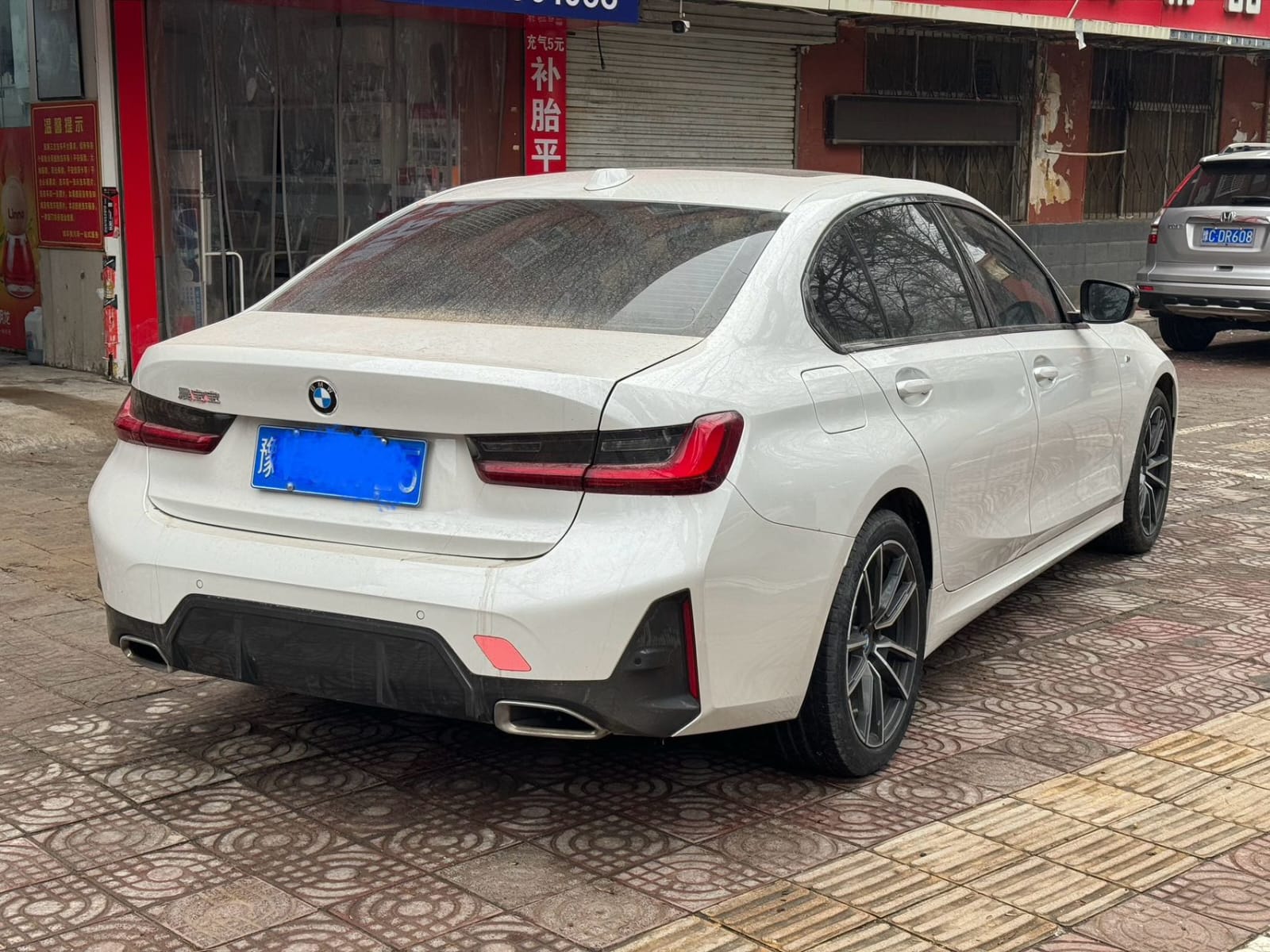 BMW 3 Series 320Li M Sport Package