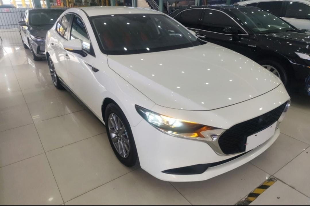 Mazda 3 Axela 2.0L Automatic