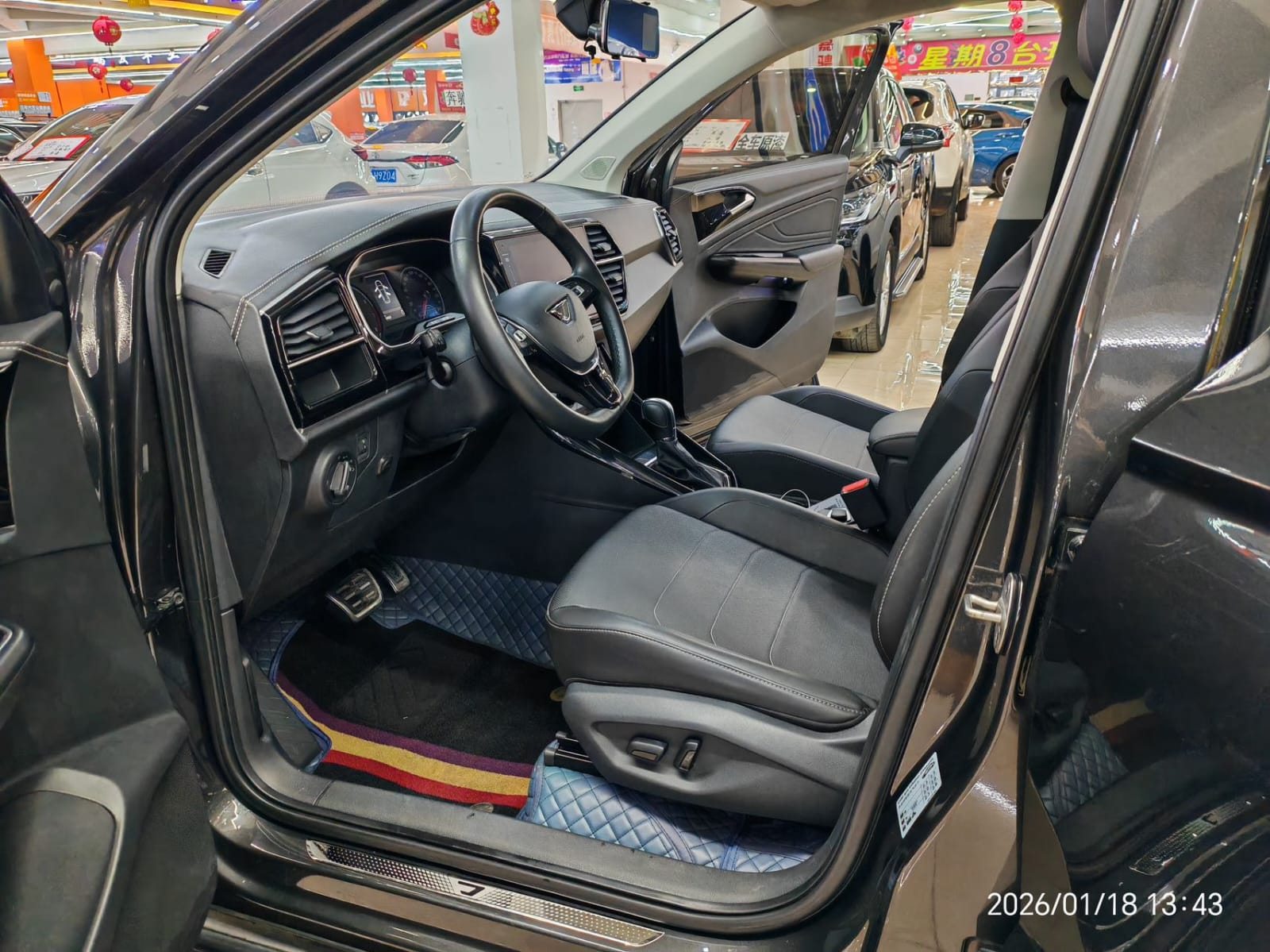 Jetta VS7 280TSI Automatic Black Front Pleasure Edition