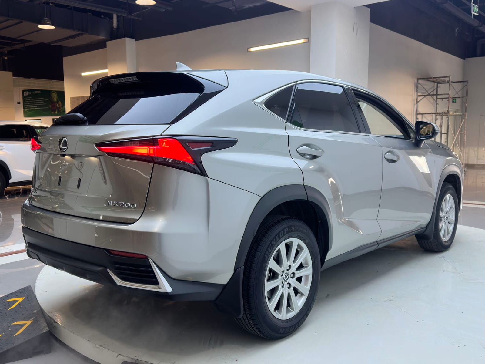 Lexus NX 200