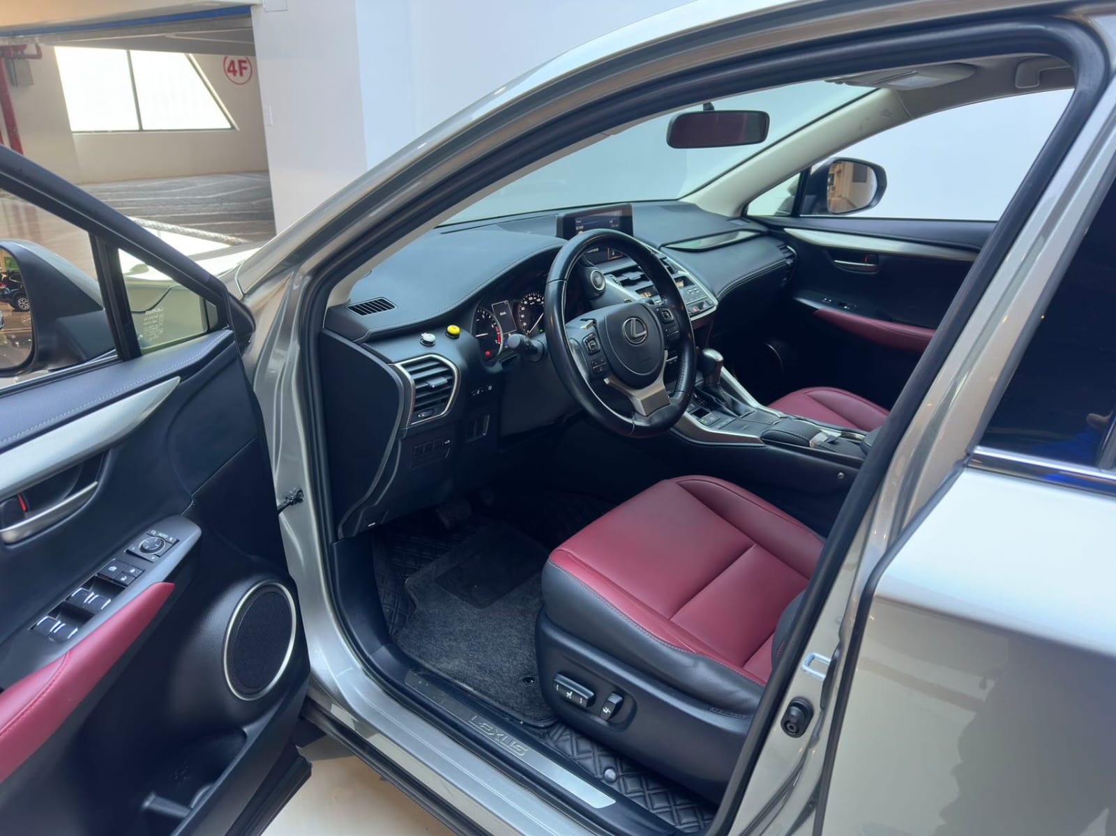 Lexus NX 200