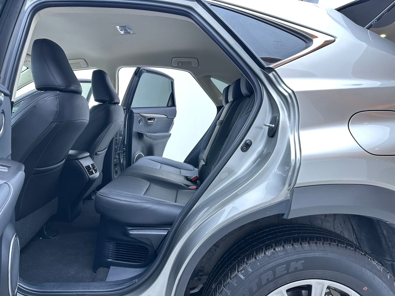 Lexus NX 200