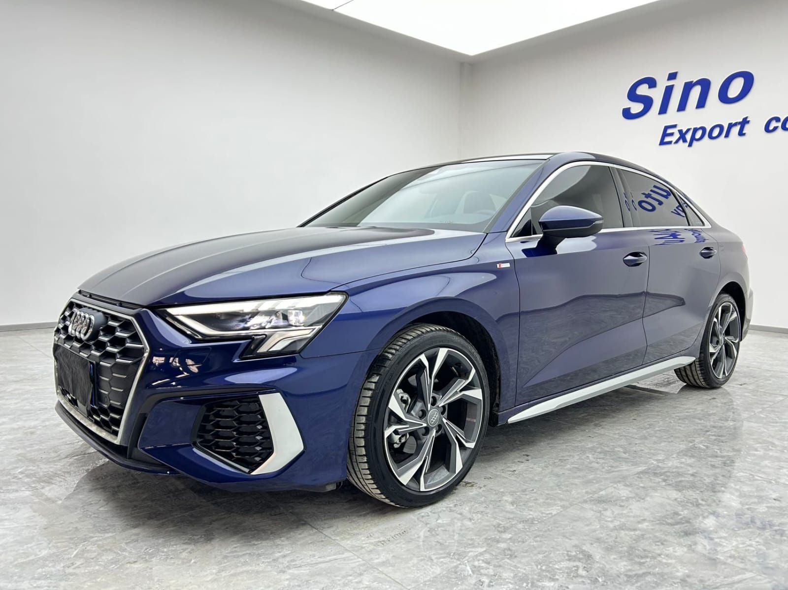 Audi A3L Limousine 35 TFSI Luxury Sport