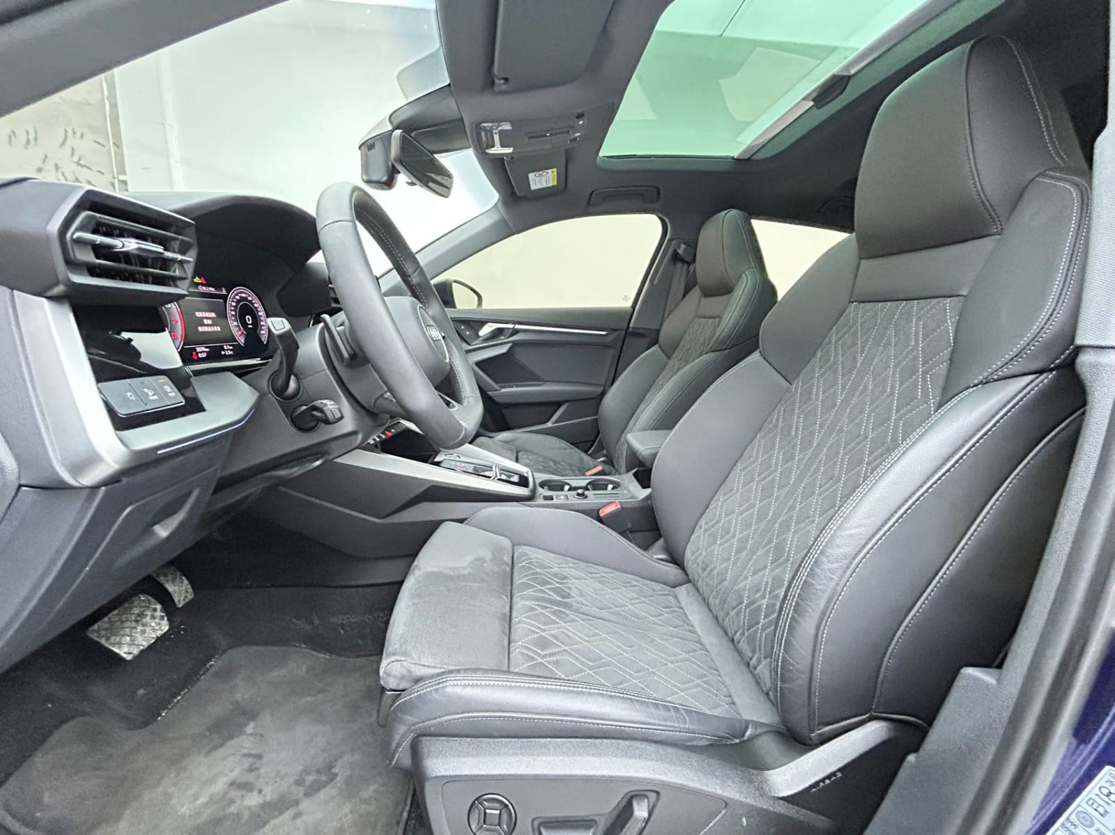 Audi A3L Limousine 35 TFSI Luxury Sport