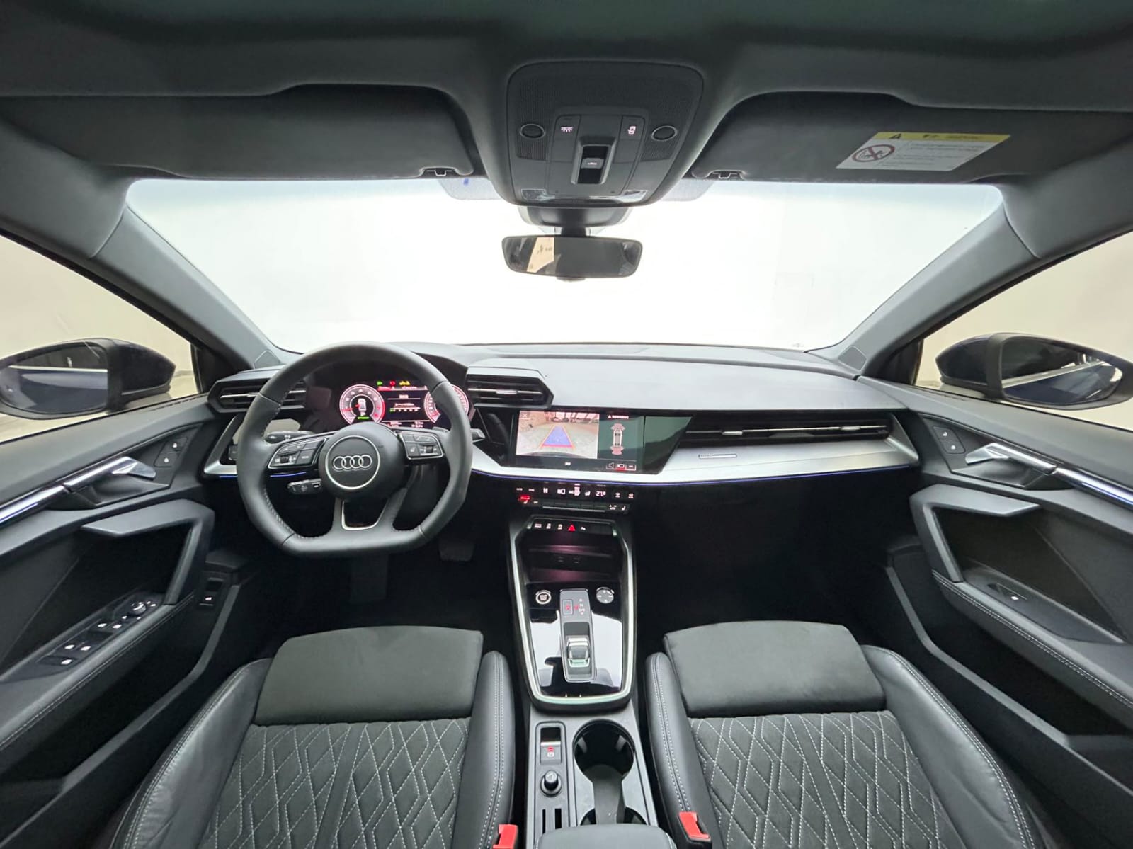 Audi A3L Limousine 35 TFSI Luxury Sport