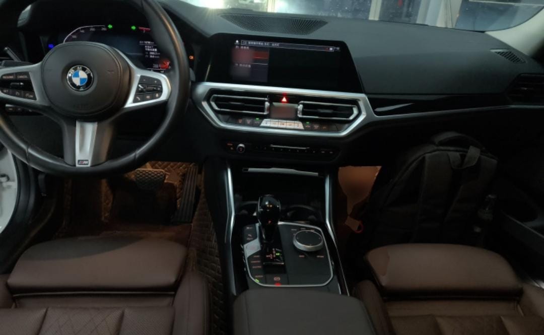 BMW 3 Series 320Li M Sport Suite