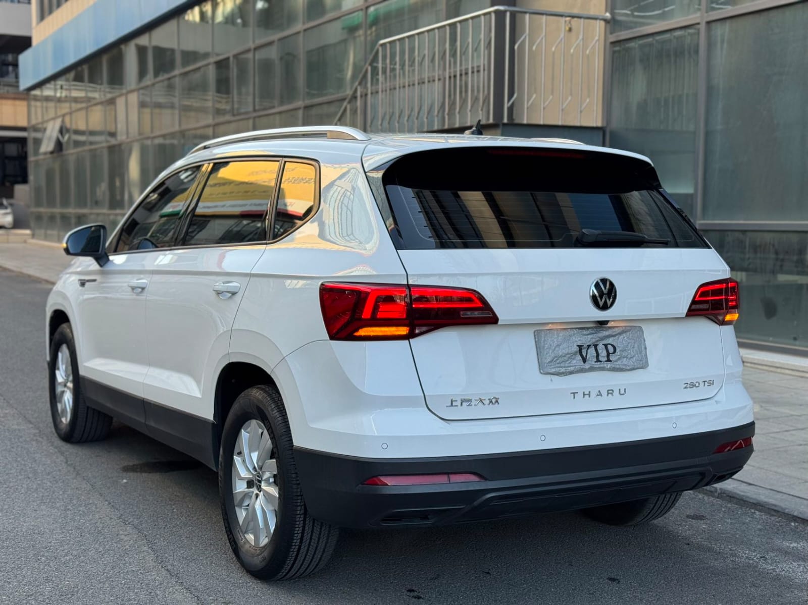 Volkswagen Tharu 280TSI