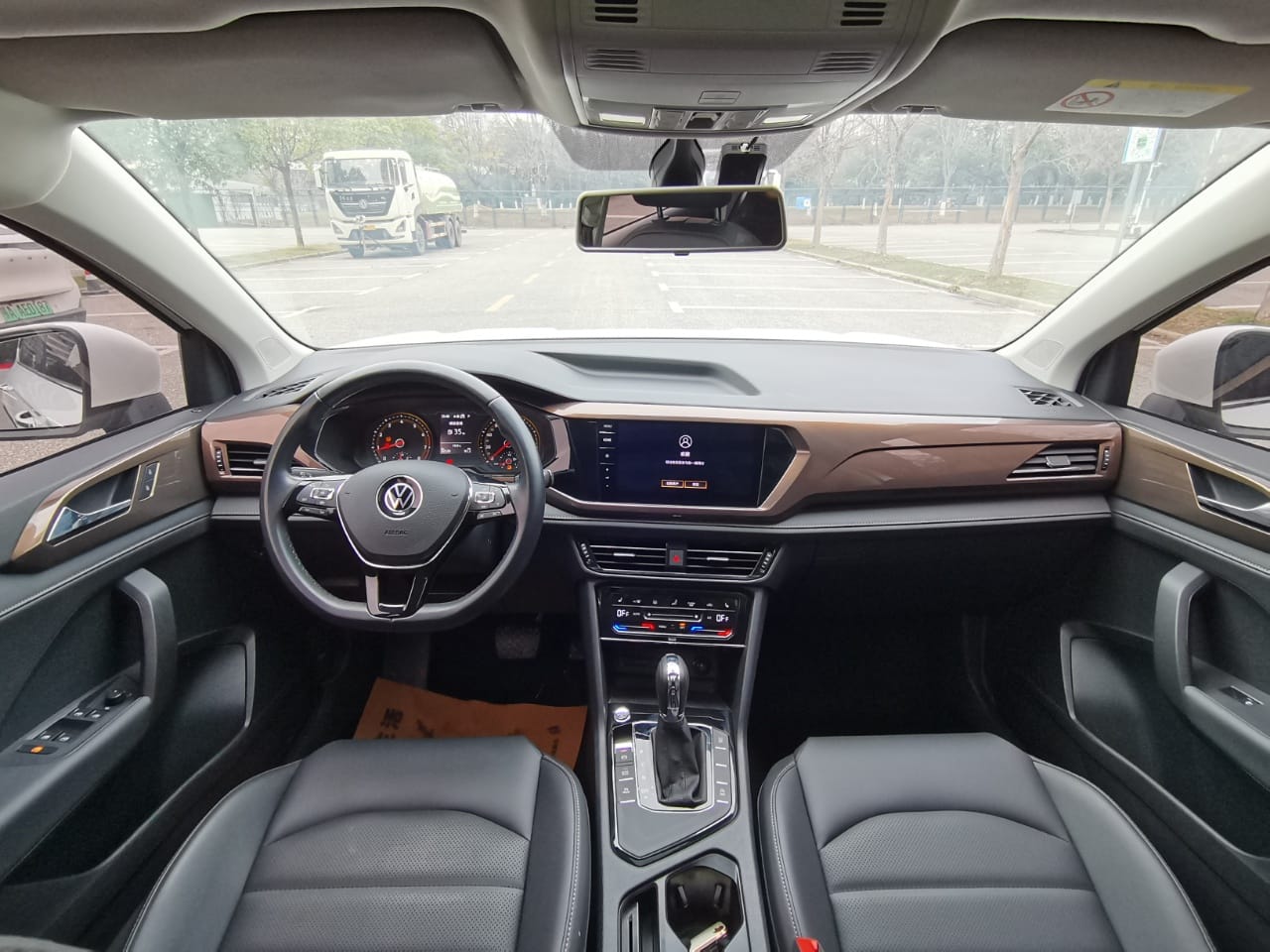 Volkswagen Tharu 280TSI Deluxe Edition PLUS