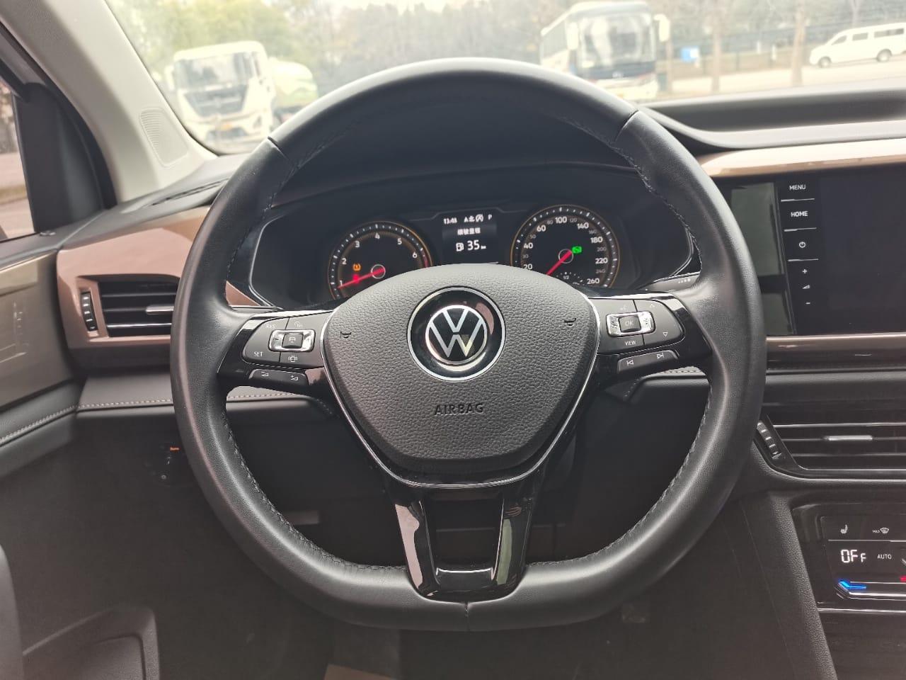 Volkswagen Tharu 280TSI Deluxe Edition PLUS