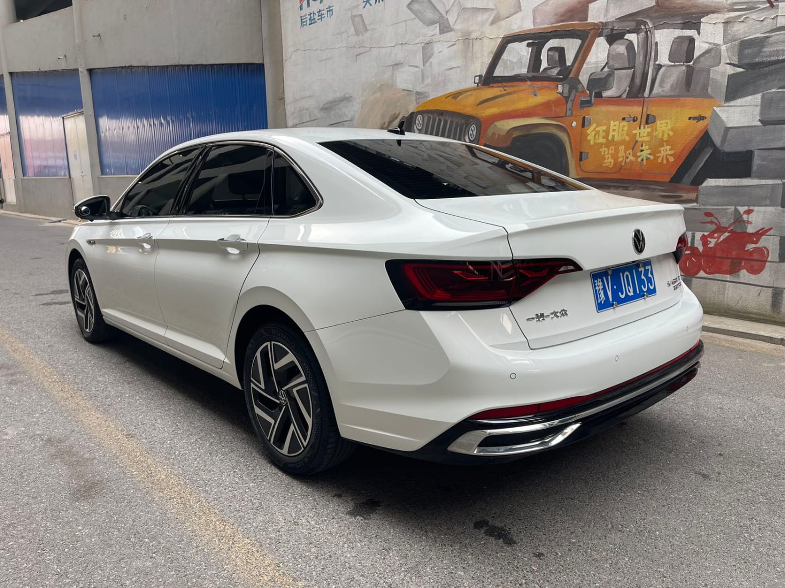 Volkswagen Sagitar 280TSI DSG Overpass Lite Edition