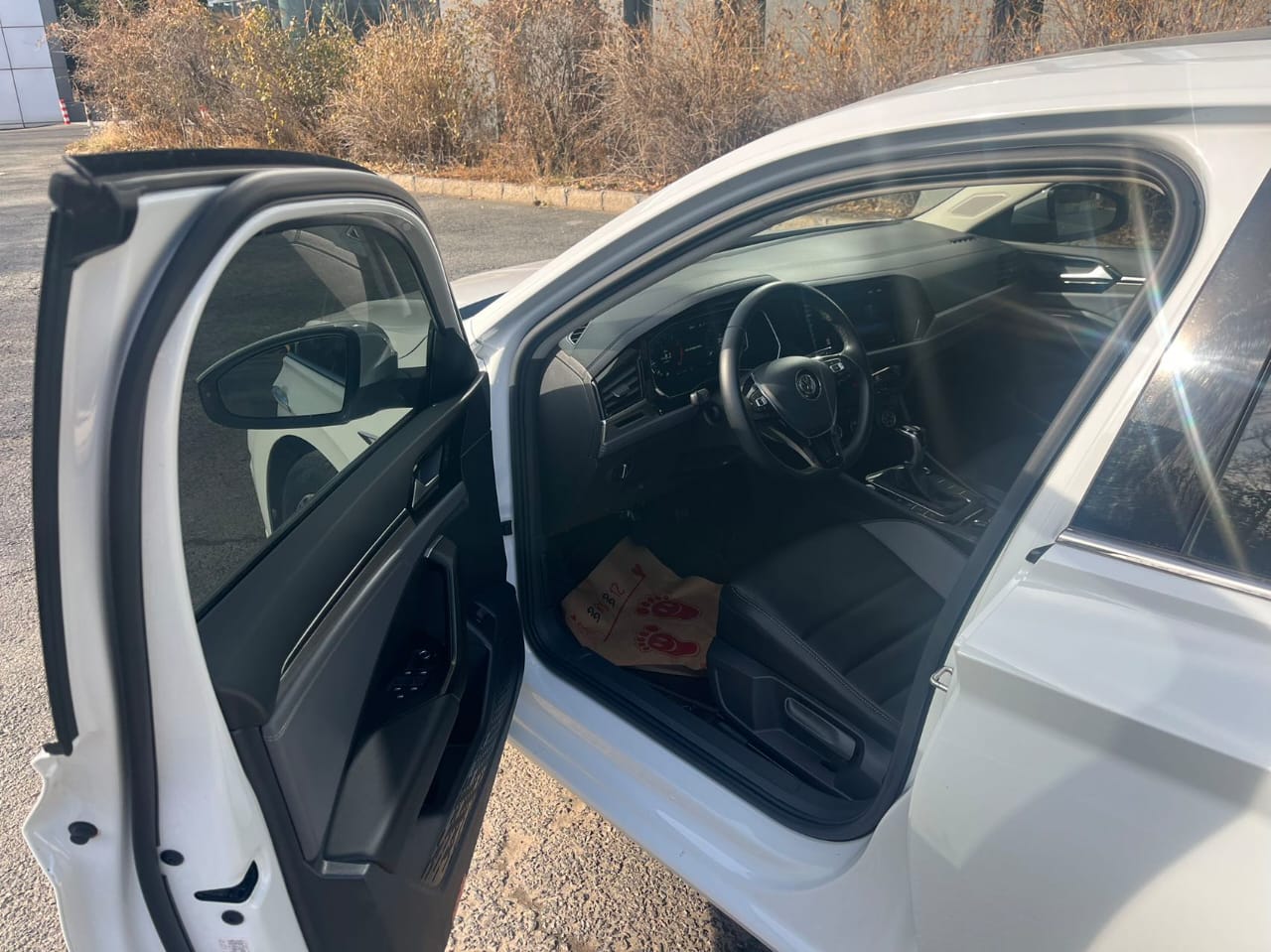 Volkswagen Sagitar 280TSI DSG Oversight Edition