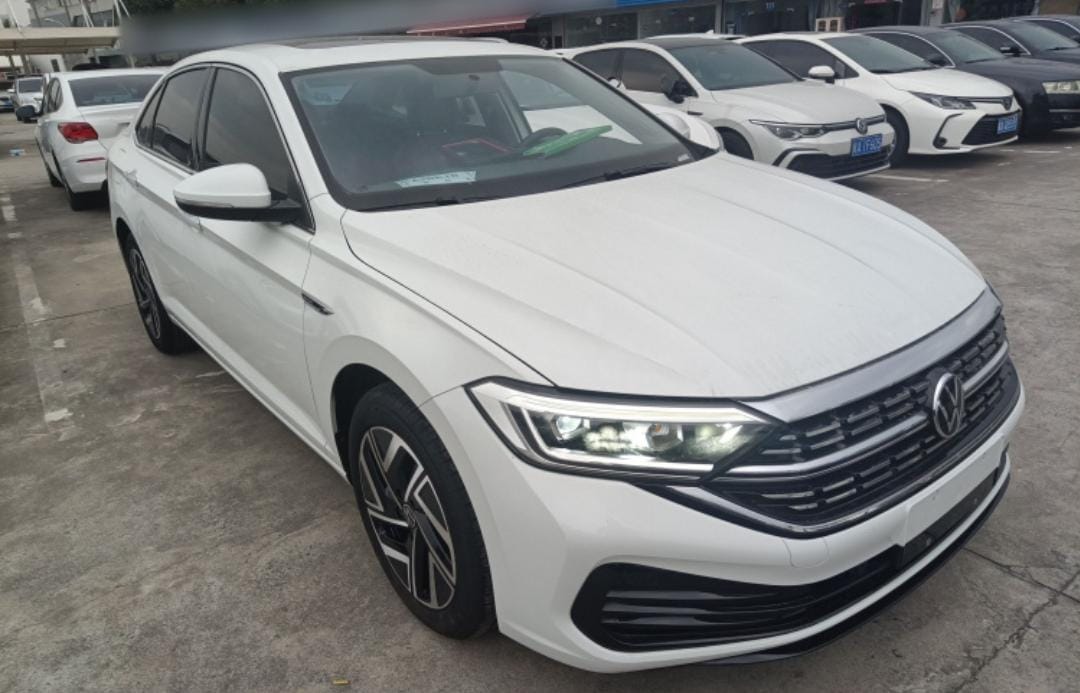 Volkswagen Sagitar 280TSI DSG Oversight Lite Edition