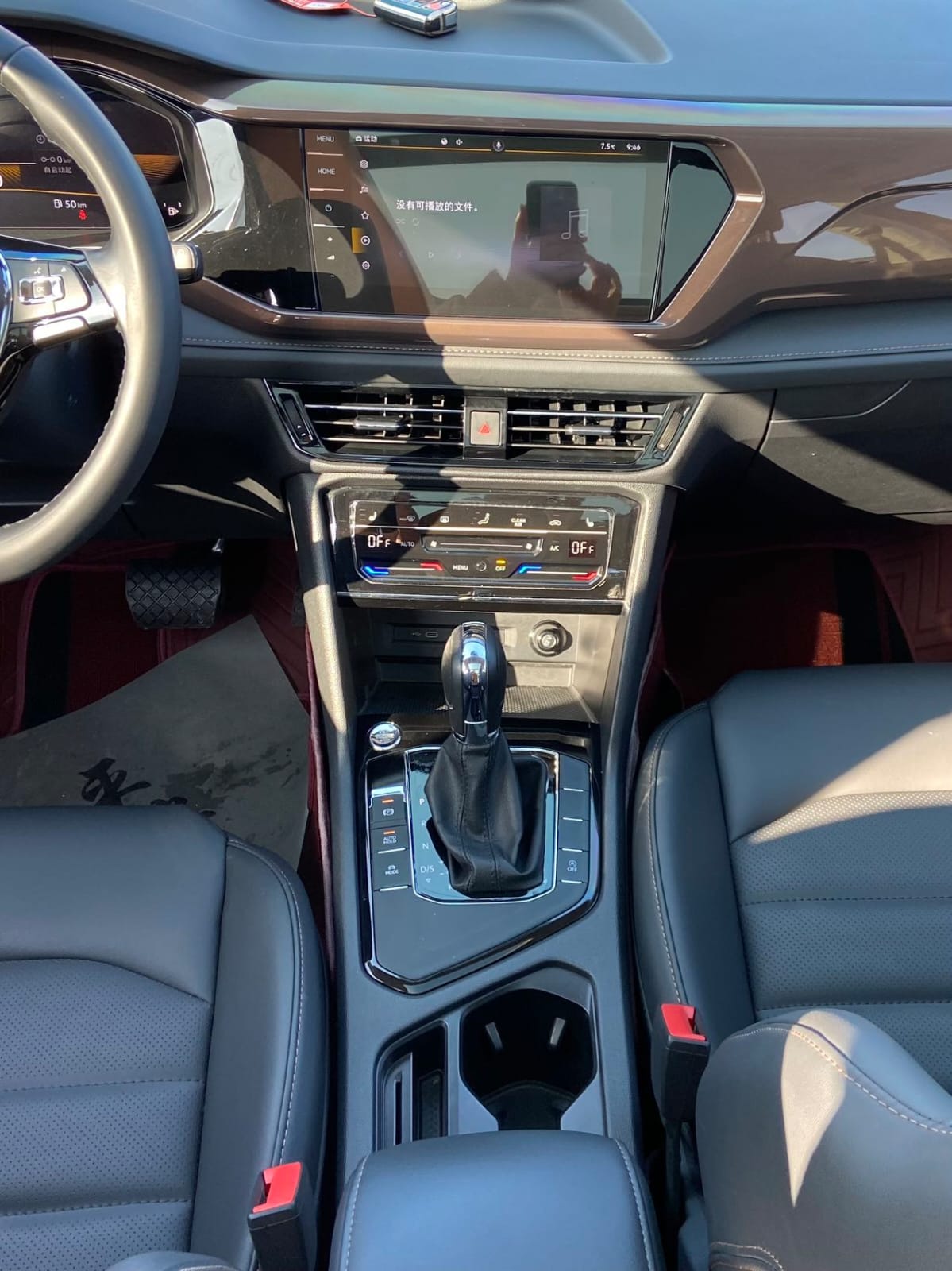 Volkswagen Tharu 1.4T 280TSI Deluxe Edition