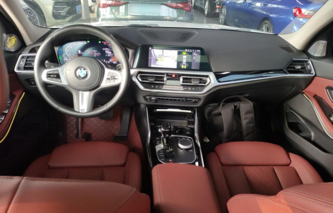 BMW 3 Series 320Li M Sport Suite