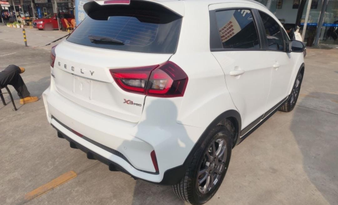 Geely Vision X3 PRO 1.5L CVT Premium Edition