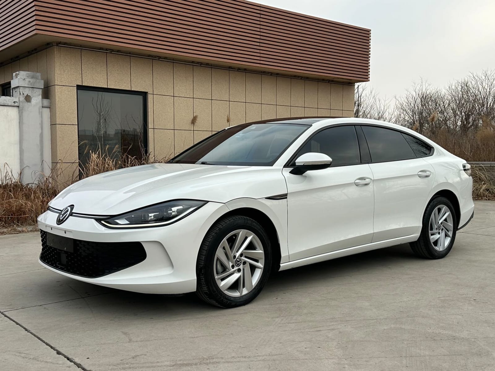 Volkswagen Lamando L 280TSI DSG