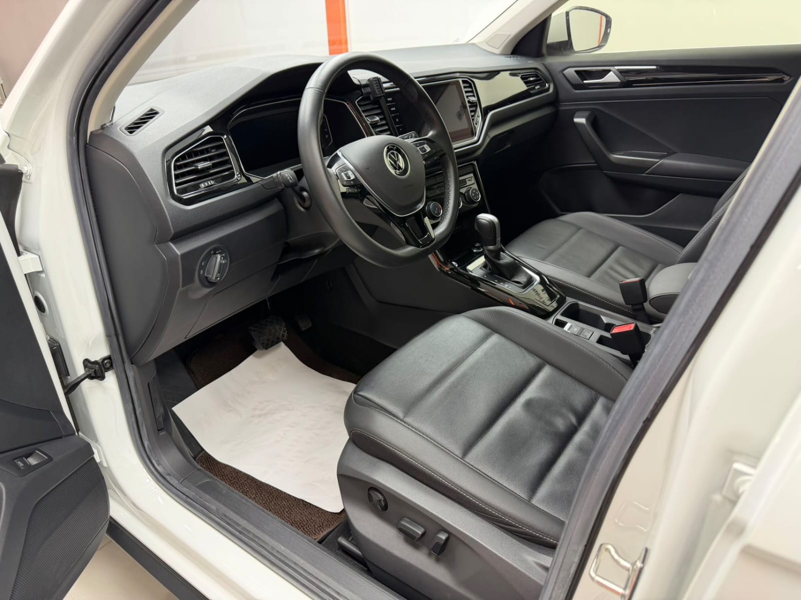 Volkswagen T-Roc 280TSI Puls Edition