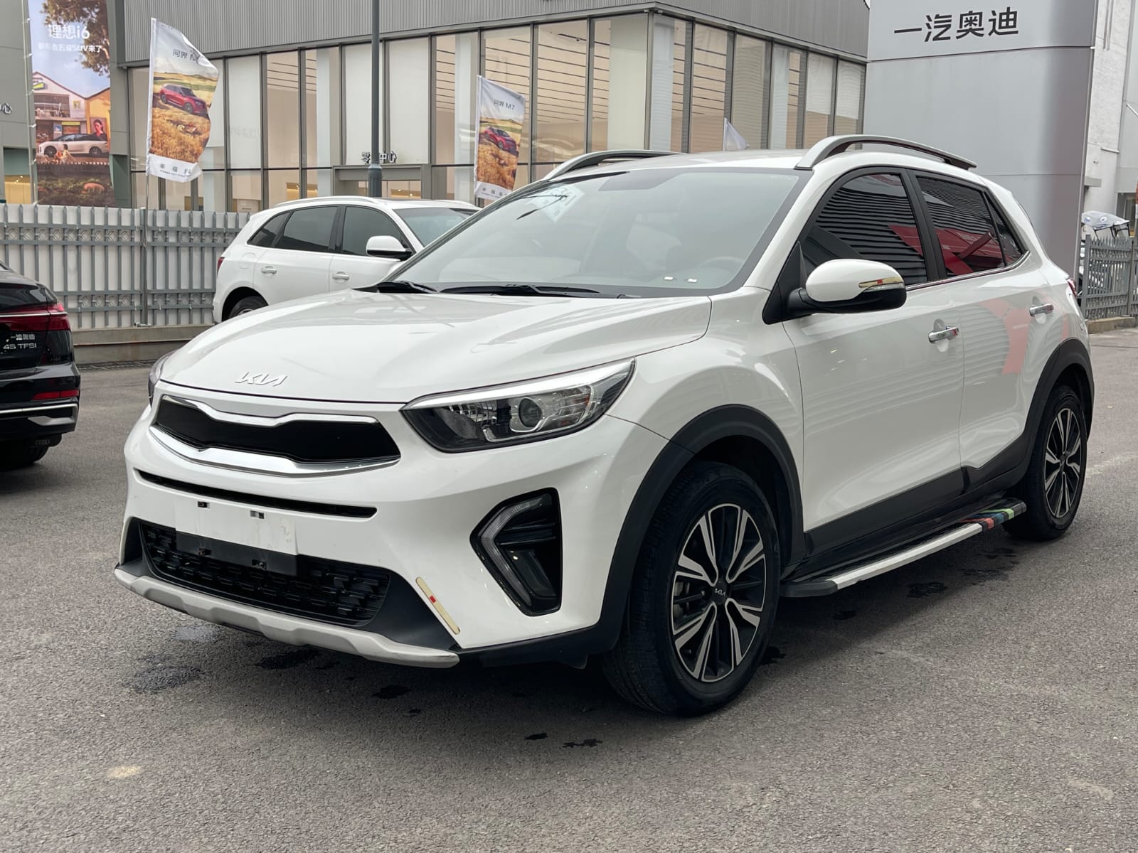 Kia KX1 1.4L Automatic Enjoy Edition
