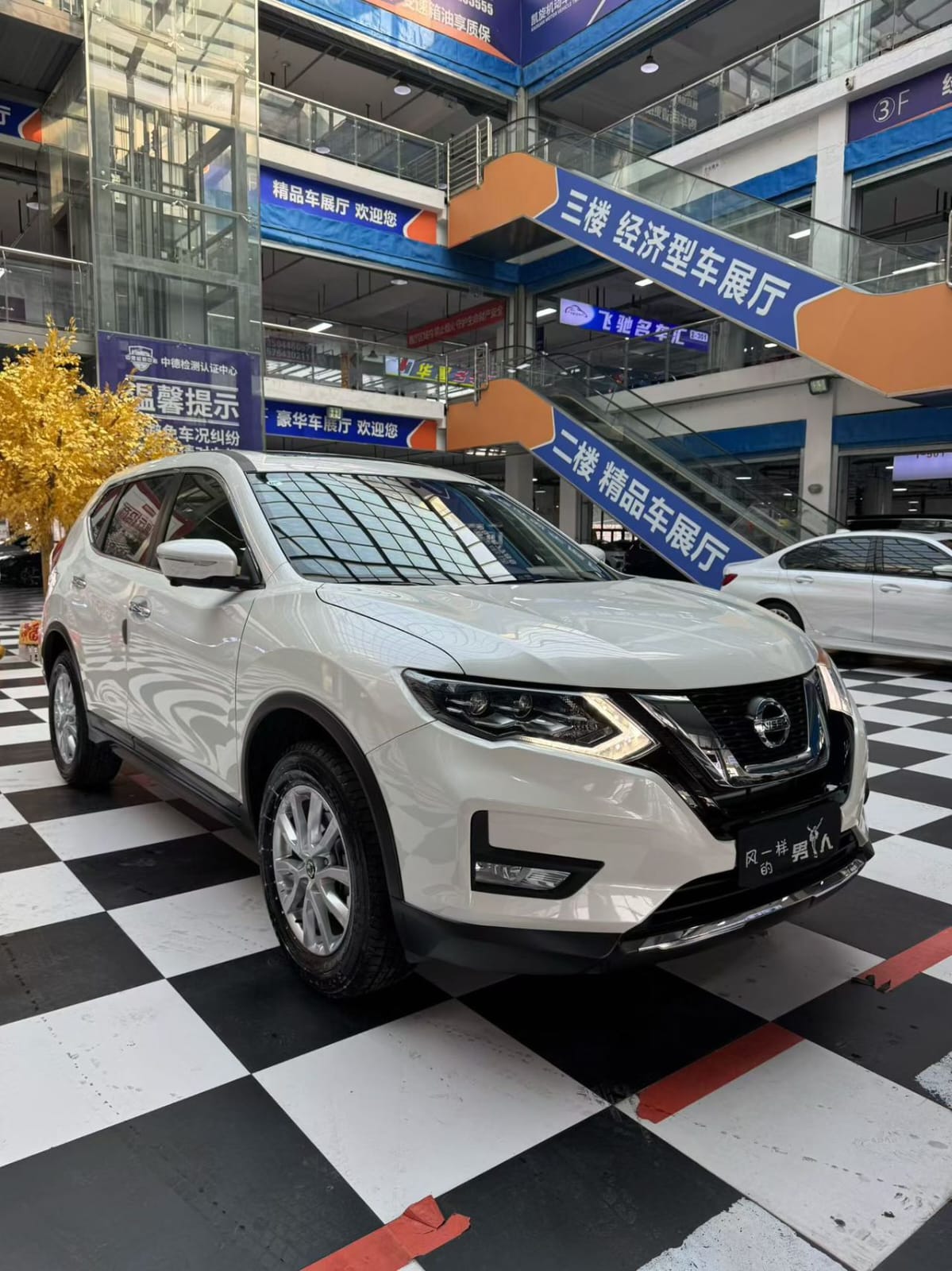 Nissan X-Trail 2.0L CVT