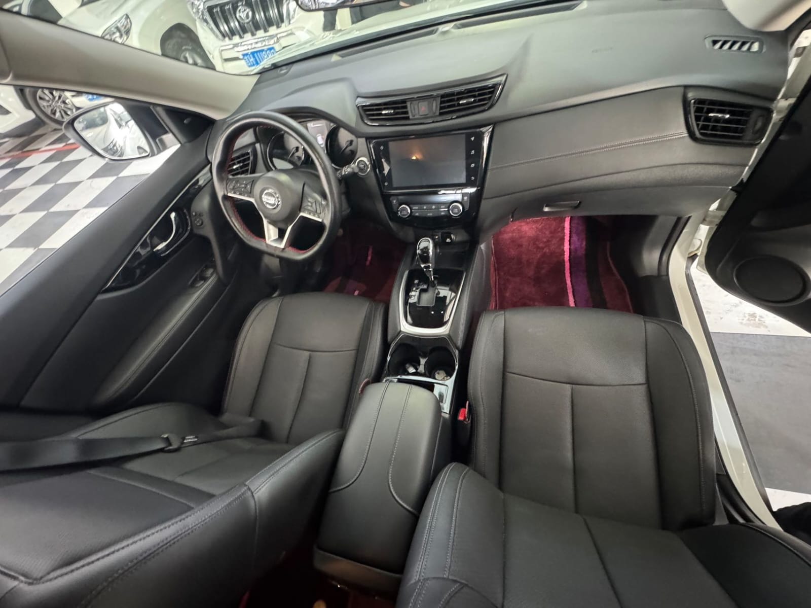 Nissan X-Trail 2.0L CVT