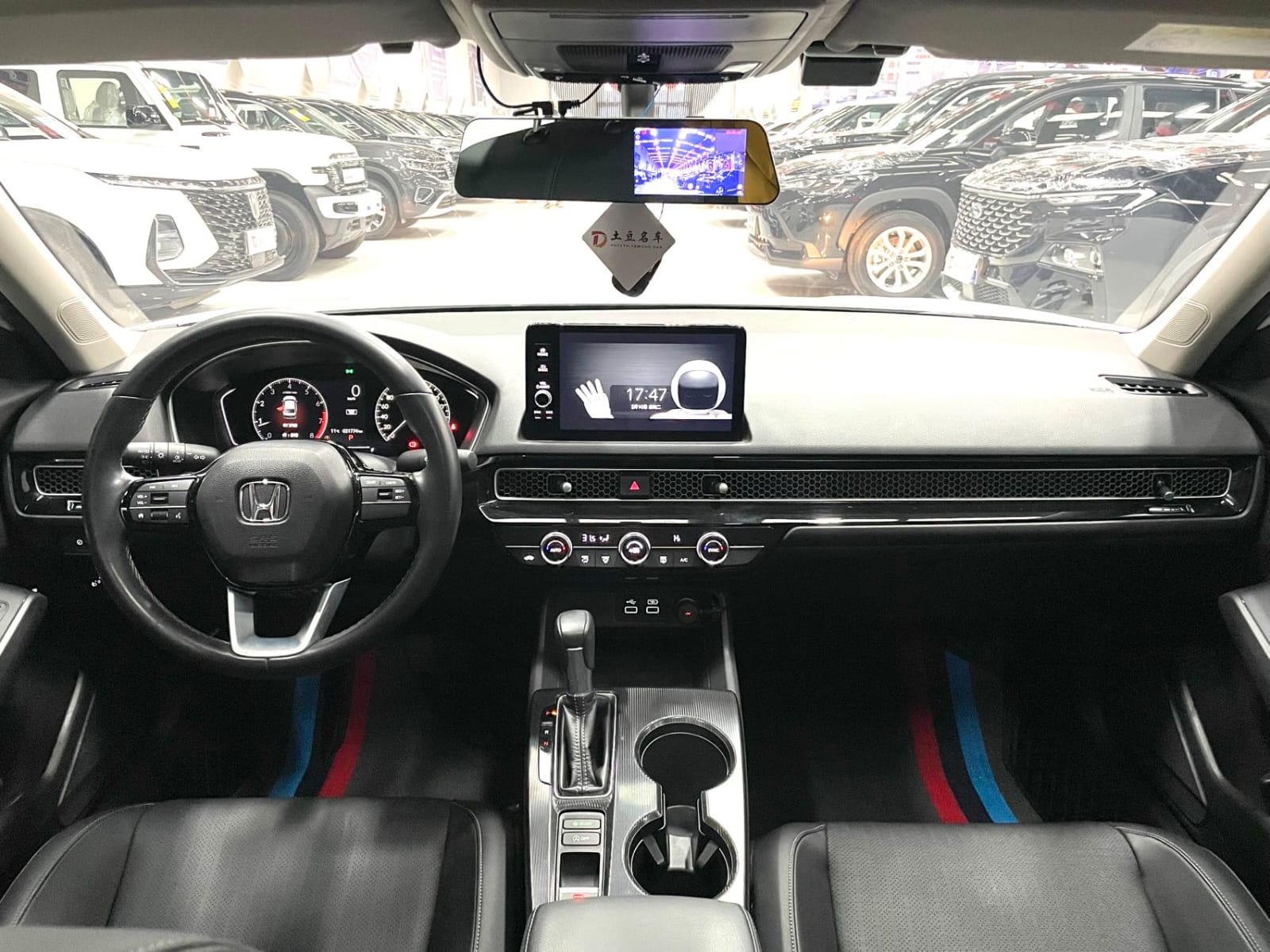 Honda Civic 180TURBO CVT