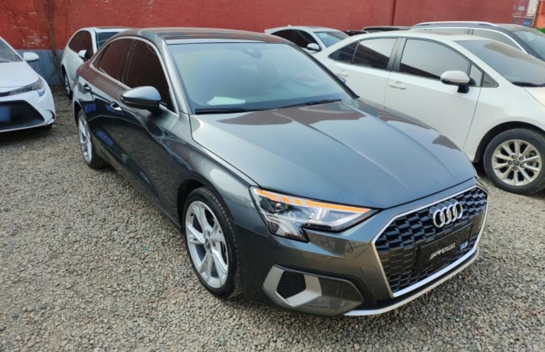 Audi A3L Limousine 35 TFSI Stylish &amp; Elegant Edition