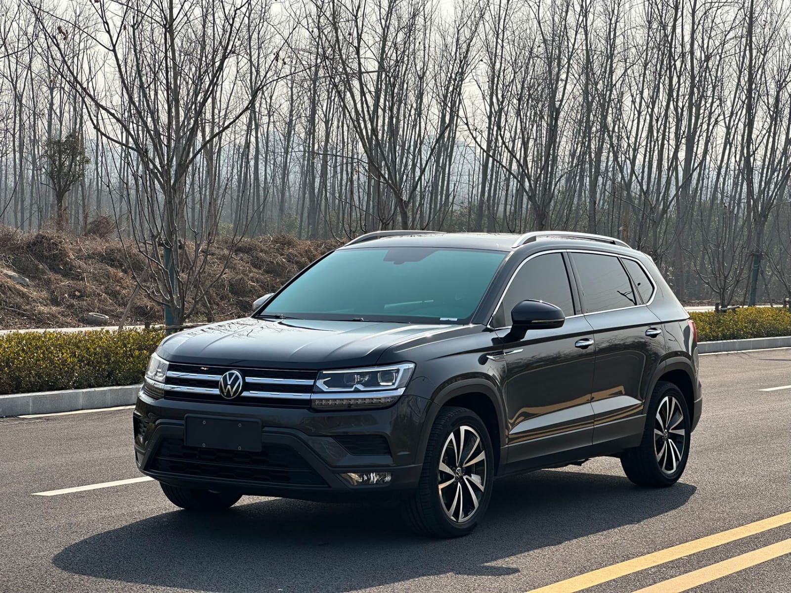 Volkswagen Tharu 280TSI Luxury Edition