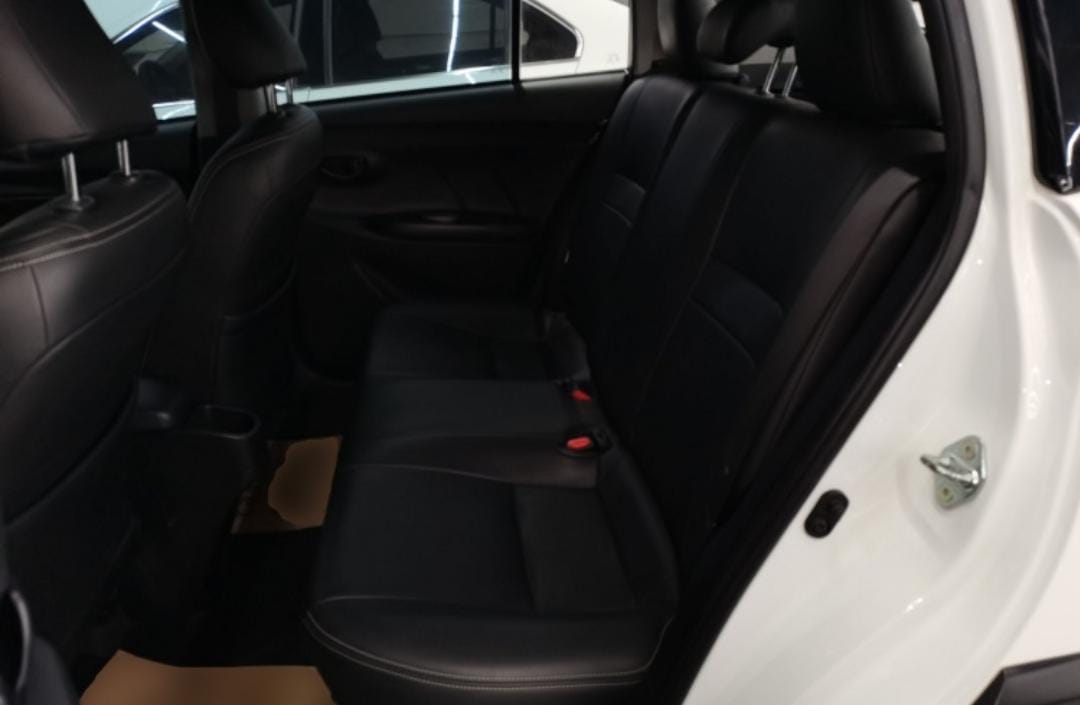 Toyota Yaris L Glamour X 1.5L CVT Leading PLUS Edition