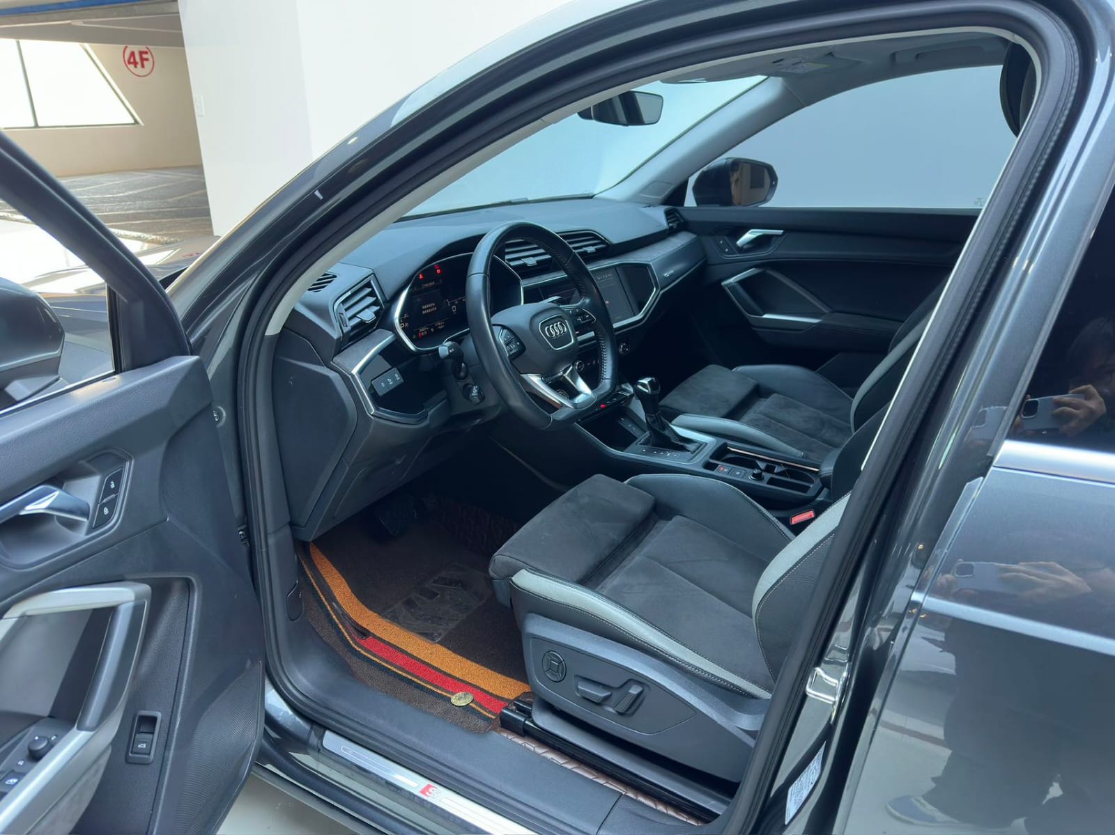 Audi Q3 35 TFSI Stylish Dynamic VI Edition