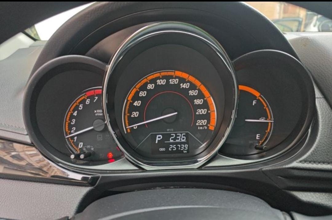 Toyota Yaris L Glamour X 1.5L CVT Deluxe PLUS Edition