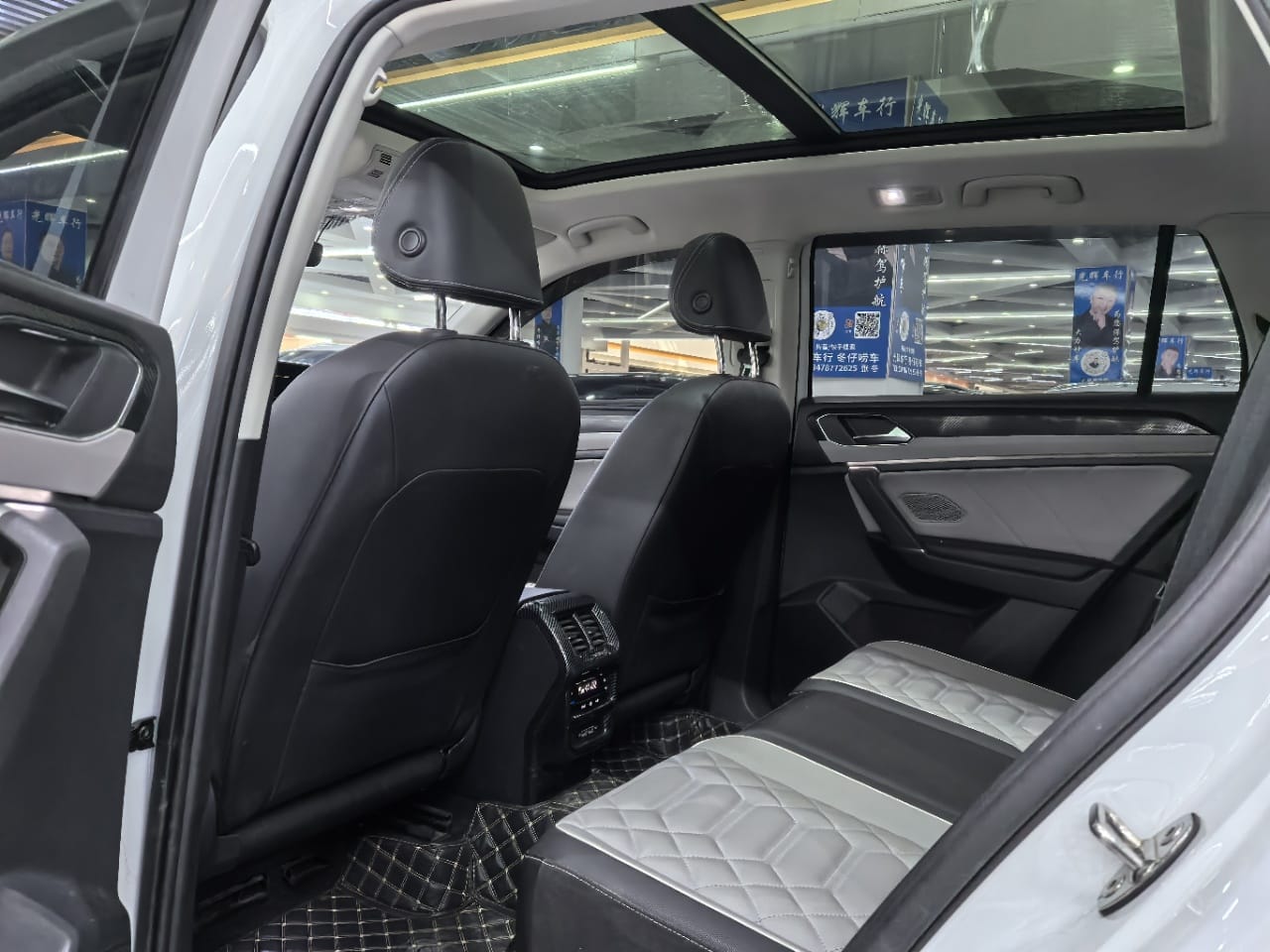 Volkswagen Tayron 280TSI Deluxe PLUS Premium Edition