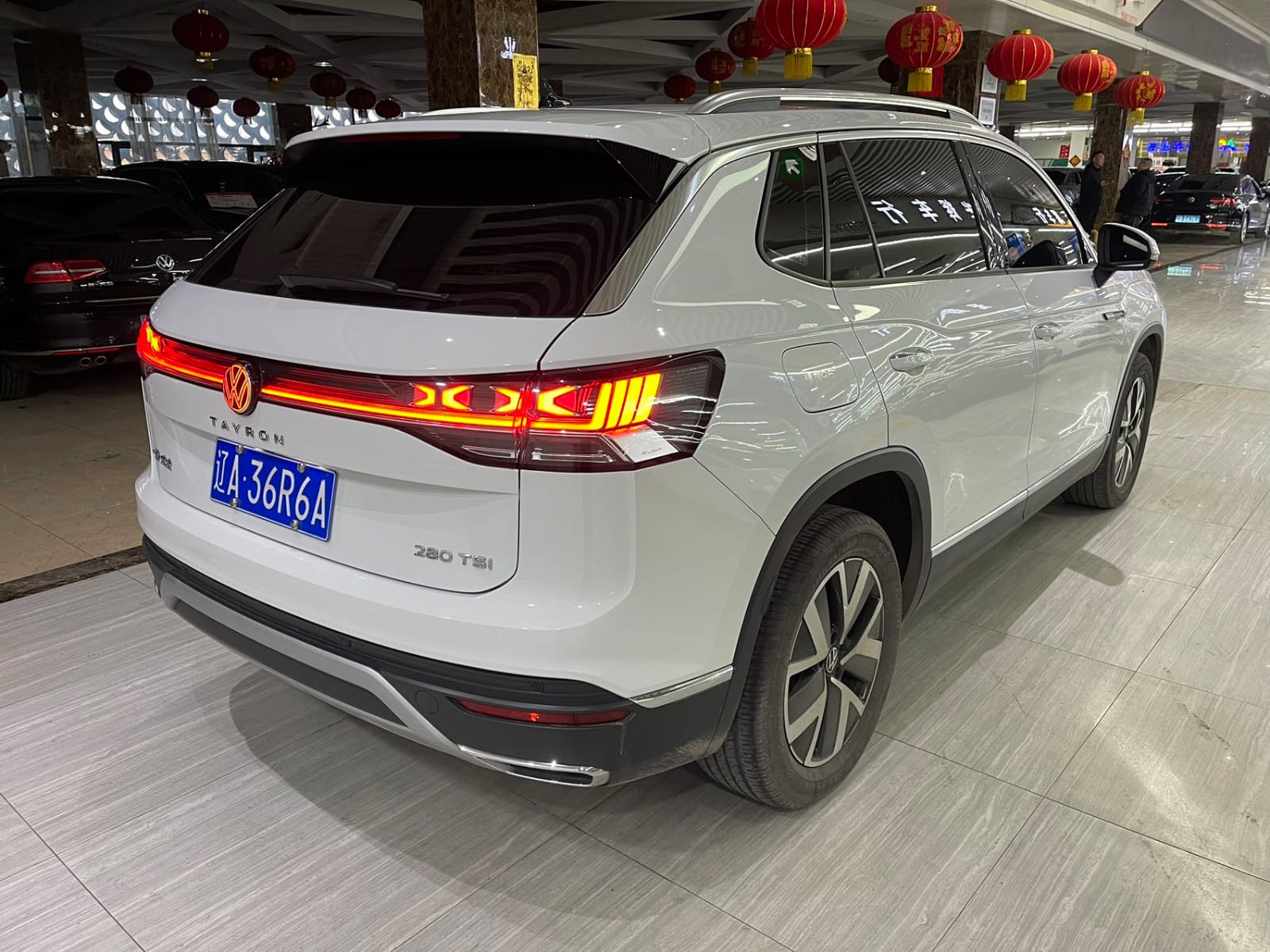 Volkswagen Tayron 280TSI Deluxe PLUS Premium Edition