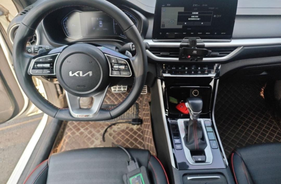 Kia K3 1.4T DCT GT-Line Fight Connected Edition