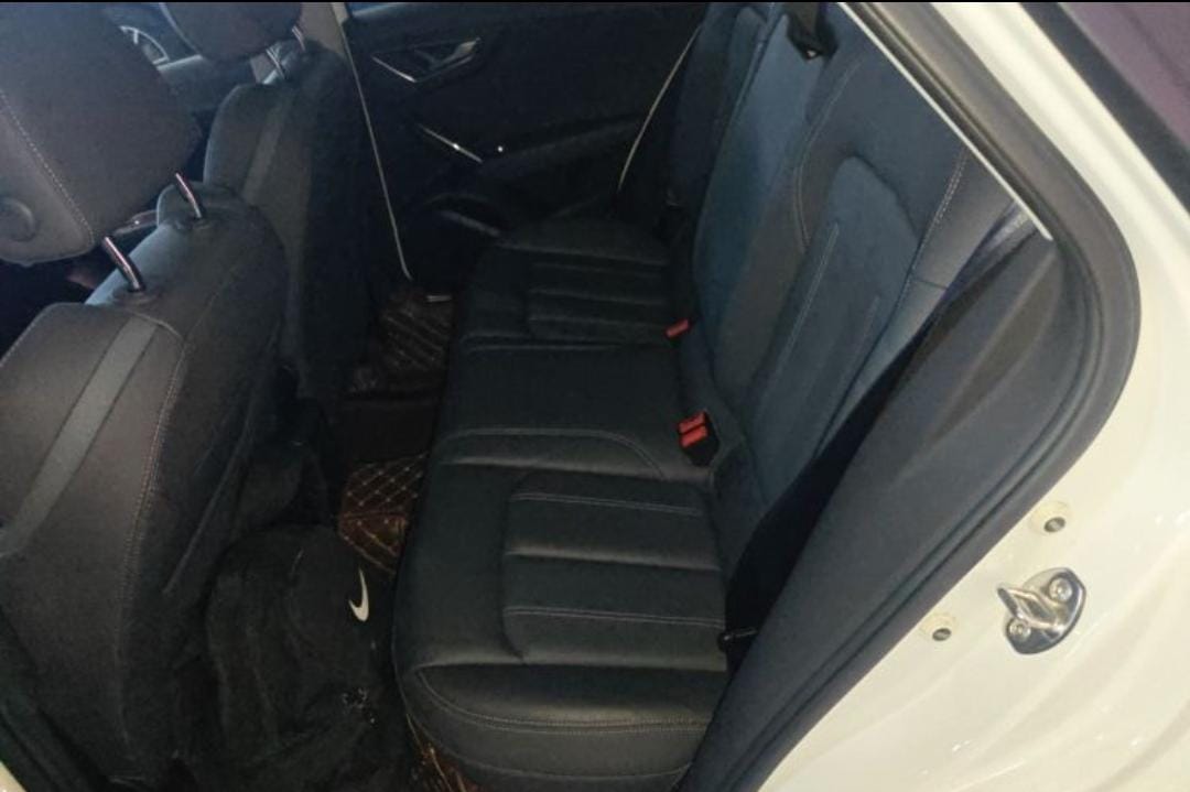 Audi Q2L 35 TFSI Stylish &amp; Elegant Edition