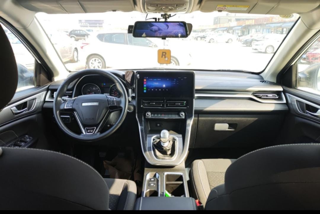 Haval M6 PLUS 1.5T Manual Elite Intelligent Connection