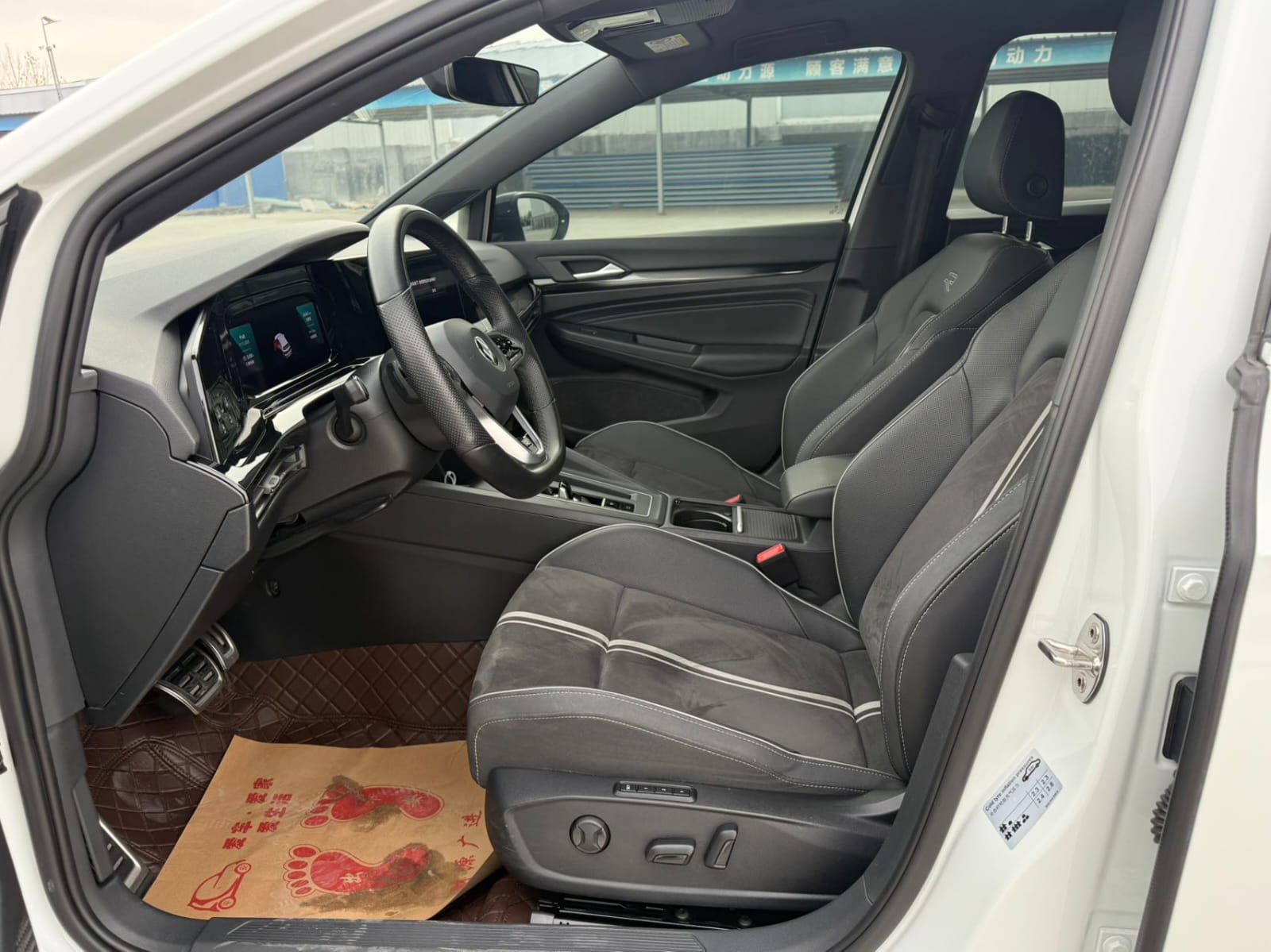 Volkswagen Golf 280TSI DSG R-Line Lite