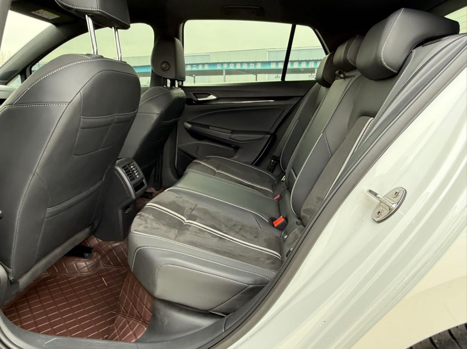 Volkswagen Golf 280TSI DSG R-Line Lite