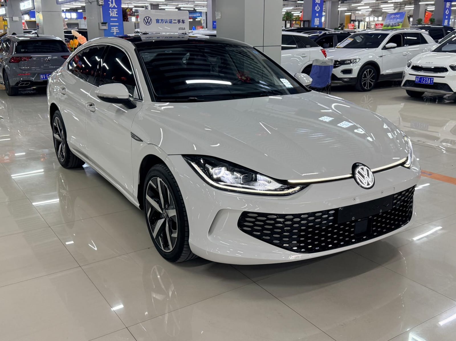 Volkswagen Lamando L 280TSI DSG