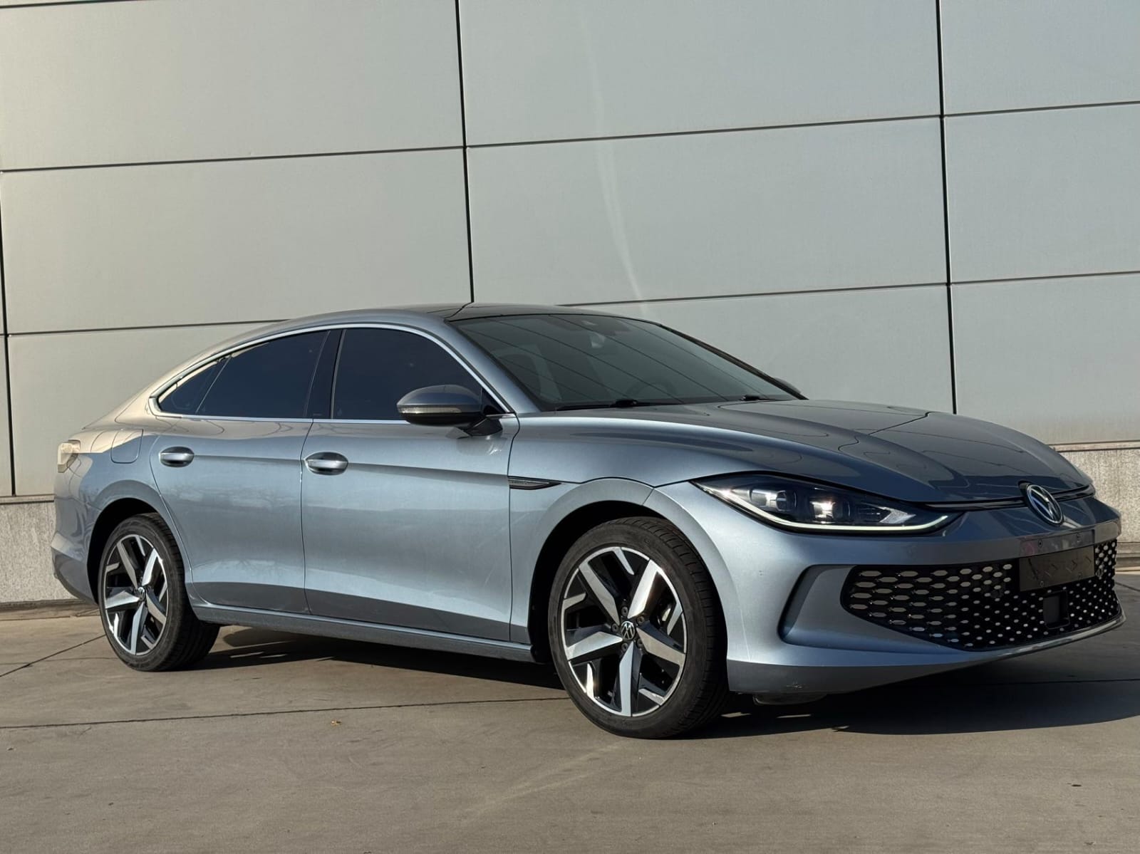 Volkswagen Lamando L 280TSI DSG Cool Hot Version