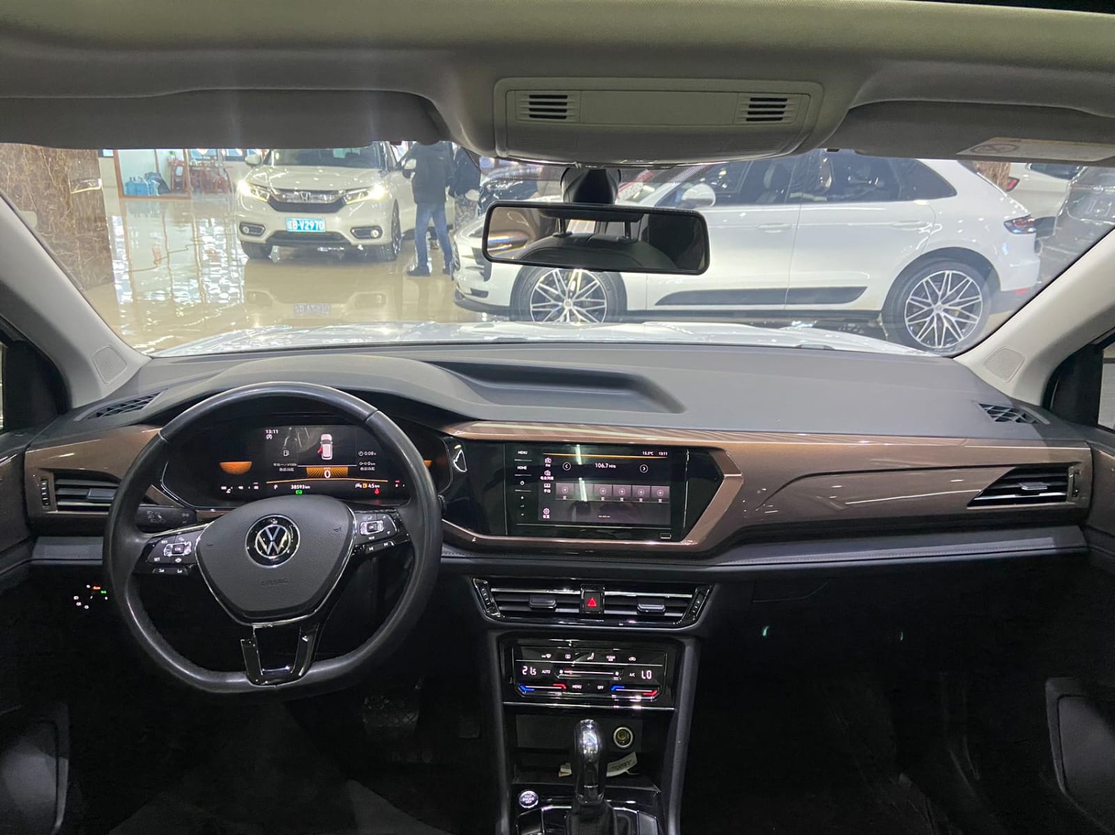 Volkswagen Tharu 280TSI Comfort Edition