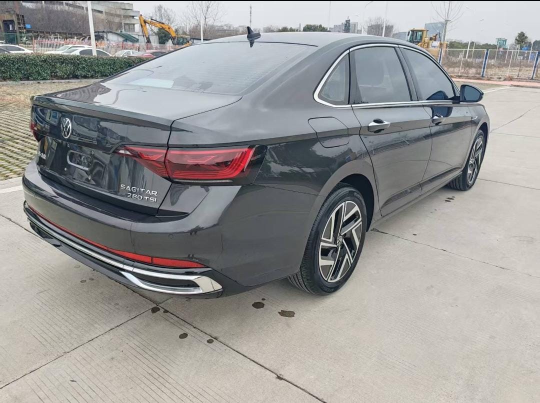 Volkswagen Sagitar 280TSI DSG Oversight Edition
