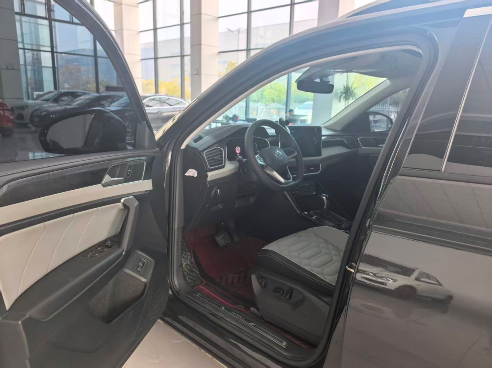 Volkswagen Tayron 280TSI Deluxe PLUS Premium Edition