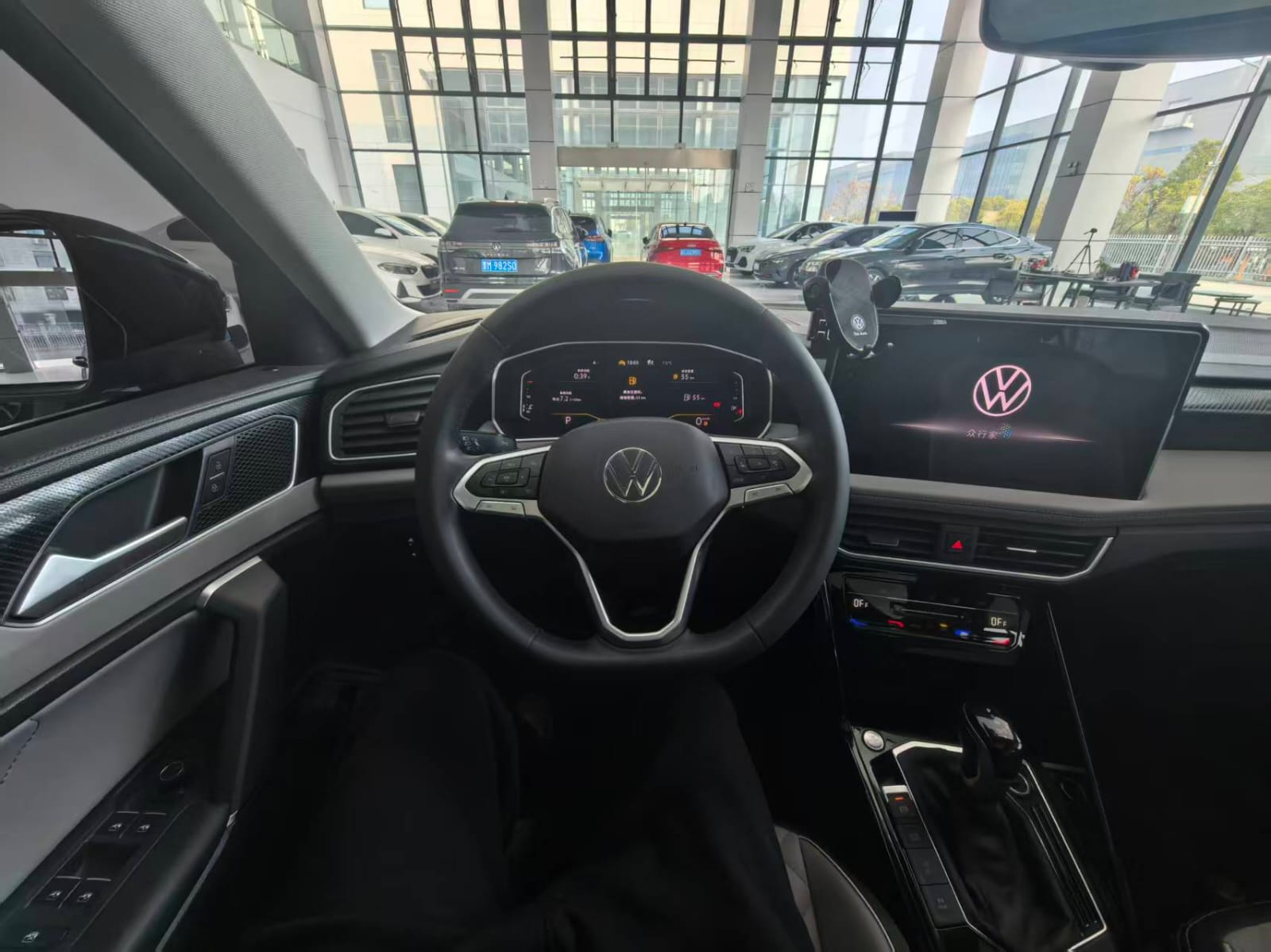 Volkswagen Tayron 280TSI Deluxe PLUS Premium Edition