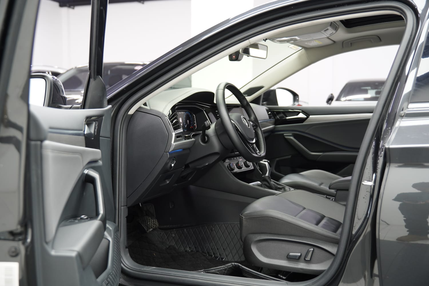 Volkswagen Sagitar 280TSI DSG Premium Edition
