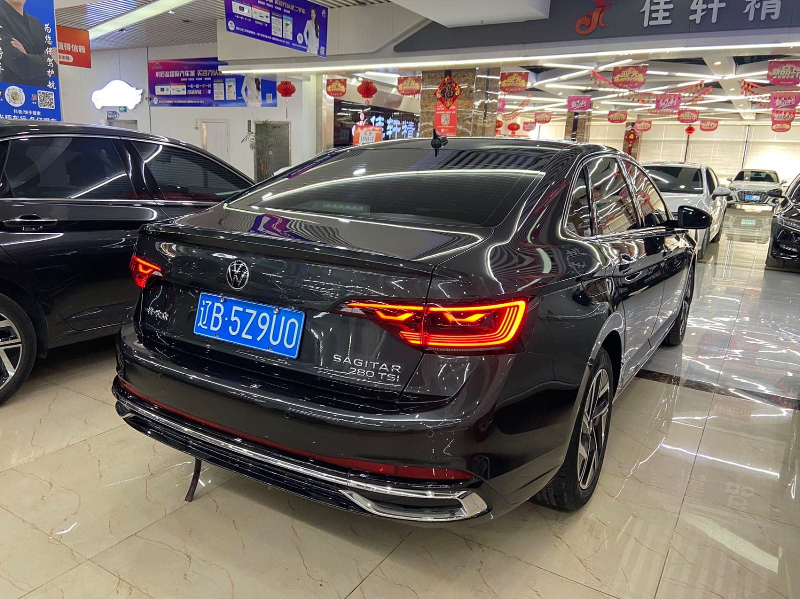 Volkswagen Sagitar 280TSI DSG Oversight PLUS Edition