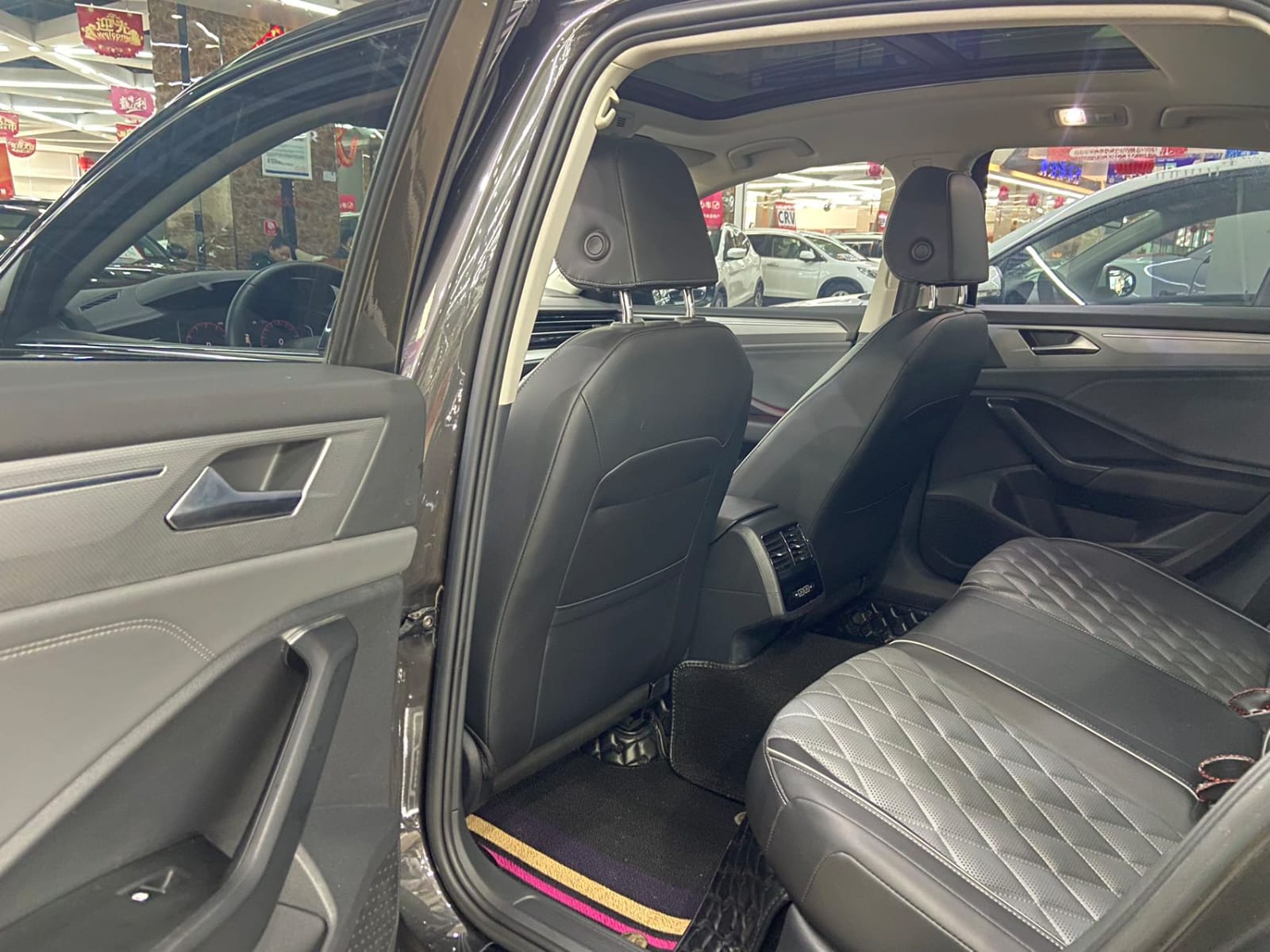 Volkswagen Sagitar 280TSI DSG Oversight PLUS Edition